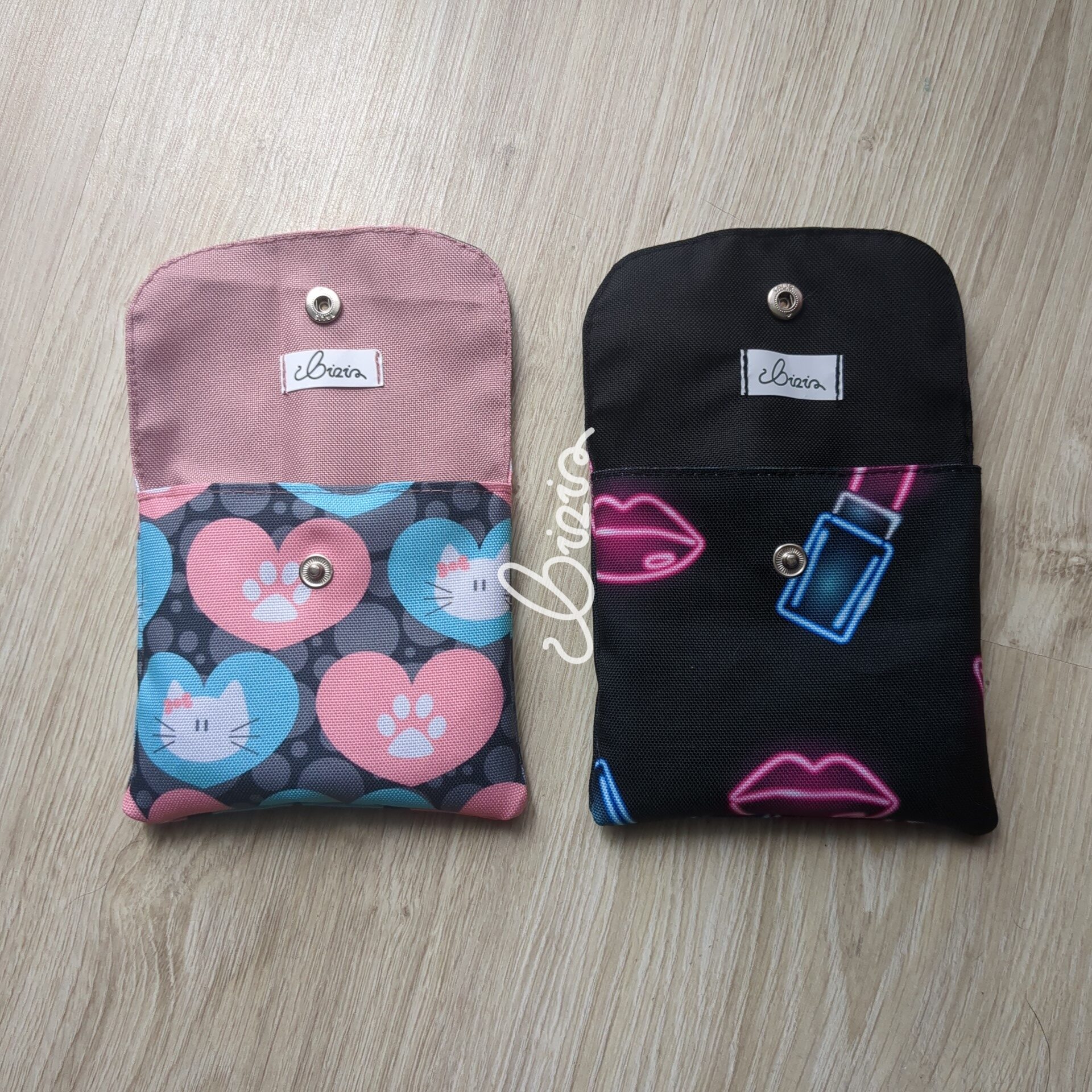 Etui na podpaski i tampony z gumką - obrazek 6