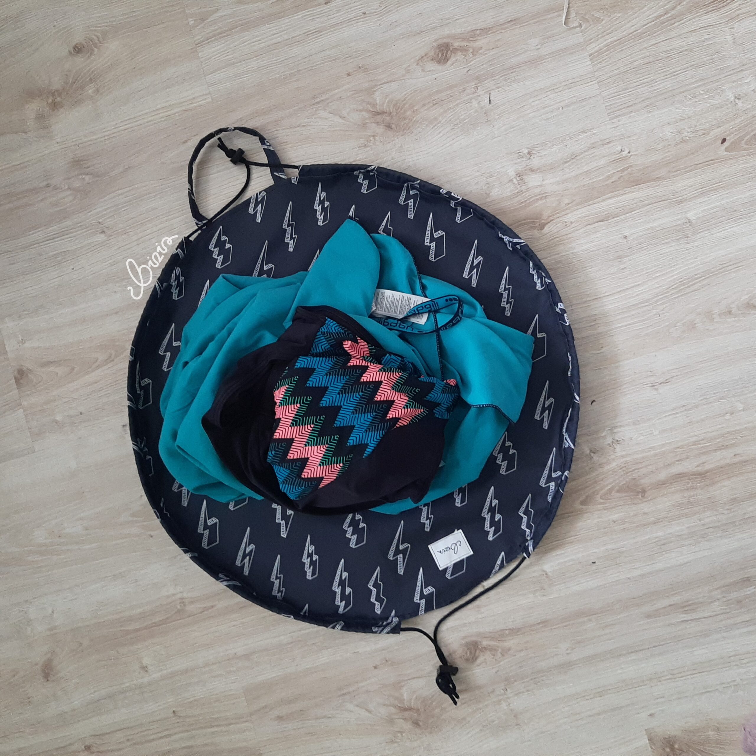 Mata na basen - obrazek 3